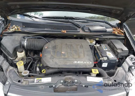 2016 Chrysler Town & Country Touring from USA, damaged, VIN 2C4RC1BGXGR300272